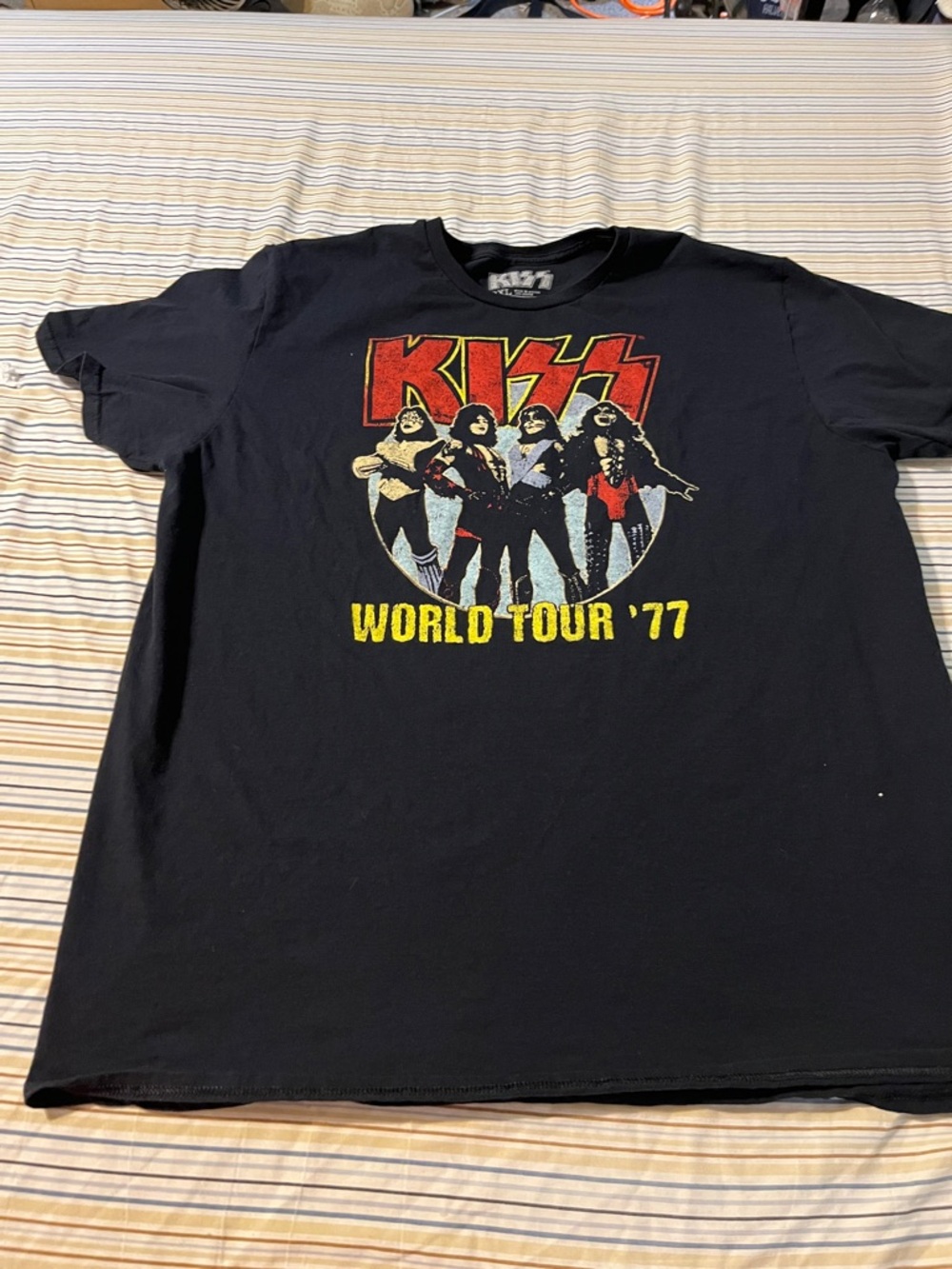 Kiss Black Tee with Red & Yellow Band Graphic